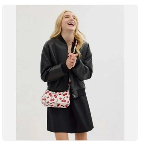 🍒COACH Cherry Print Teri Shoulder Bag in Silver Chalk Multi MSRP $398🍒 - Picture 3 of 9